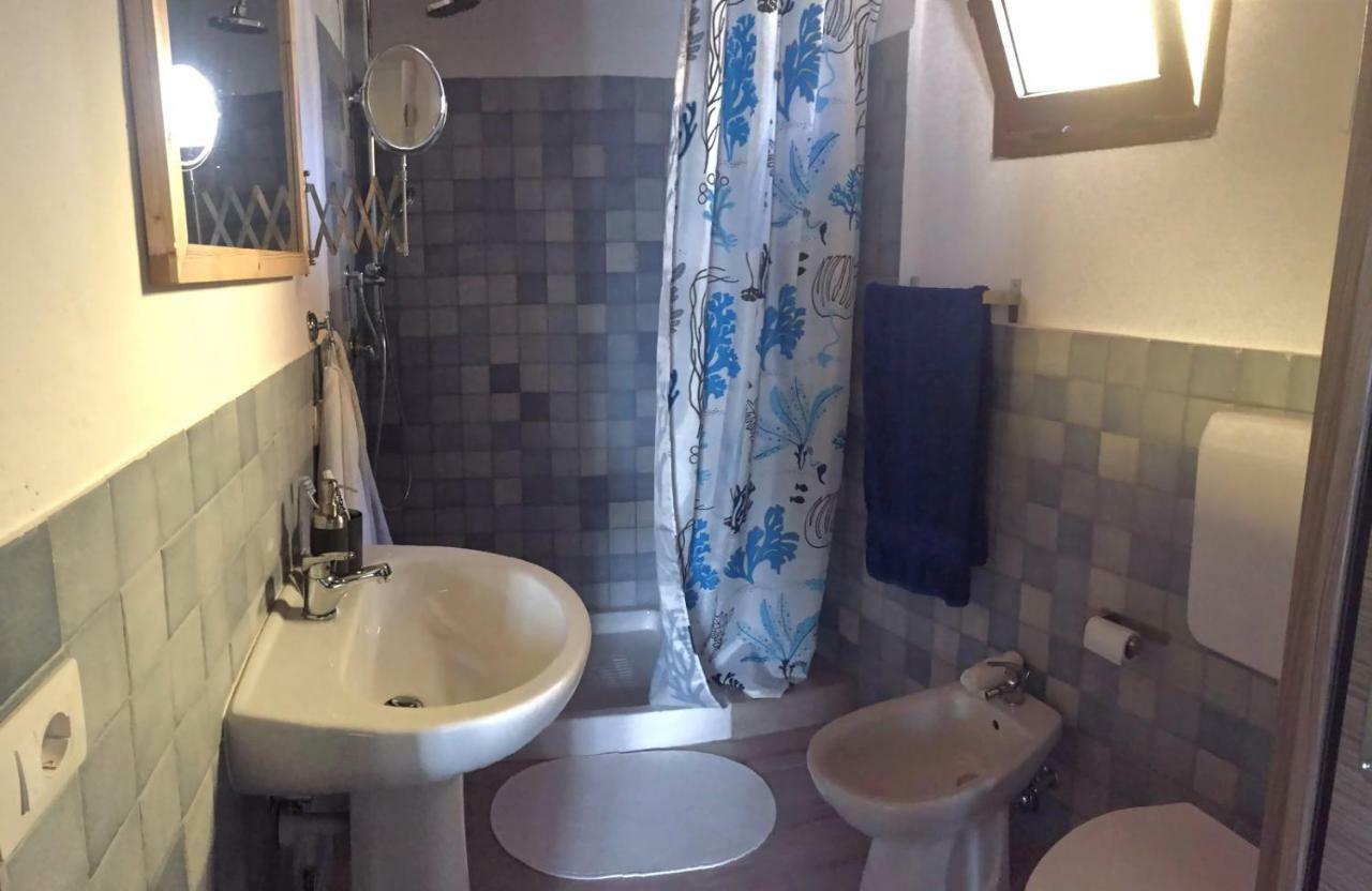 Bed and Breakfast La Medusa Сан-Теодоро Екстер'єр фото